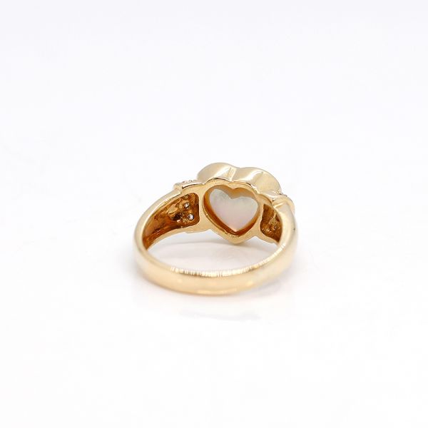 Gelbgold 585er Ring mit Mabeperle in Herzform und acht Diamanten im Brillantschliff (24326)