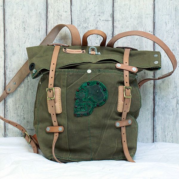 JJJ LA Rucksack Bagpacker "GREEN SKULL"
